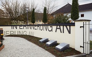 Urnenerdgräber und Wandgestaltung, Roman Pfeffer, 2018