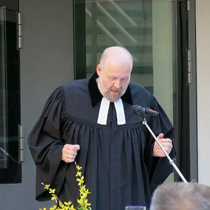 Traunauen-Reinigung mit ökomenischen Gottesdienst