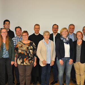 Das Kernteam mit den Prozessbegleiter:innen