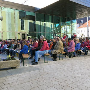 Traunauen-Reinigung mit ökomenischen Gottesdienst