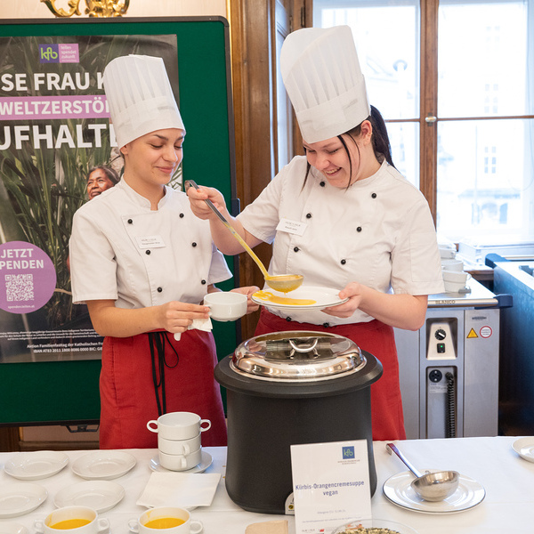 23. Benefizsuppenessen im Linzer Landhaus:  „Gemeinsam für mehr Klimagerechtigkeit“
