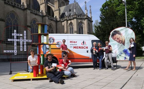 Start der Kampagne 'Hier arbeitet ein Mensch' 