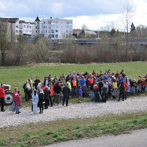 Traunauen-Reinigung mit ökomenischen Gottesdienst